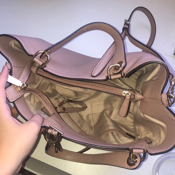 Pink Michael Kors Purse - Picture 3 of 4